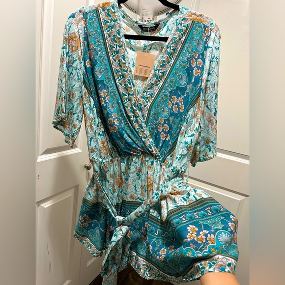 BloomChic Plus Size 2XL Floral Print Ruffles Belted Blouse us18-20 - Picture 6 of 6